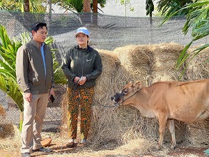 Trao sinh kế hỗ trợ giảm nghèo