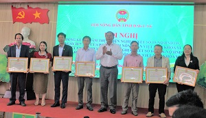 Hội Nông dân tỉnh tổ chức Hội nghị tổng kết 10 năm thực hiện Nghị quyết số 19-NQ/HNDTW và sơ kết 5 năm thực hiện Nghị quyết số 04, 05, 06-NQ/HNDTW của Ban Chấp hành Trung ương Hội Nông dân Việt Nam.