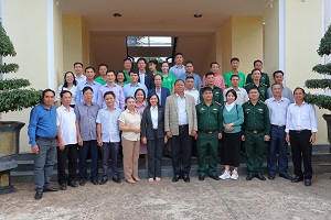ĐOÀN CÔNG TÁC CỦA HỘI NÔNG DÂN TỈNH VÀ BỘ CHỈ HUY BỘ ĐỘI BIÊN PHÒNG TỈNH THĂM CÁC ĐỒN BIÊN PHÒNG VÀ HỘI VIÊN NÔNG DÂN CÁC XÃ BIÊN GIỚI